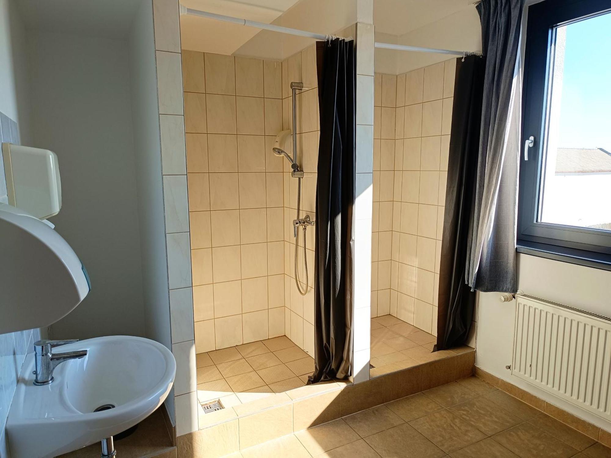 Famulus Kollegium Hostel Gyor Ngoại thất bức ảnh
