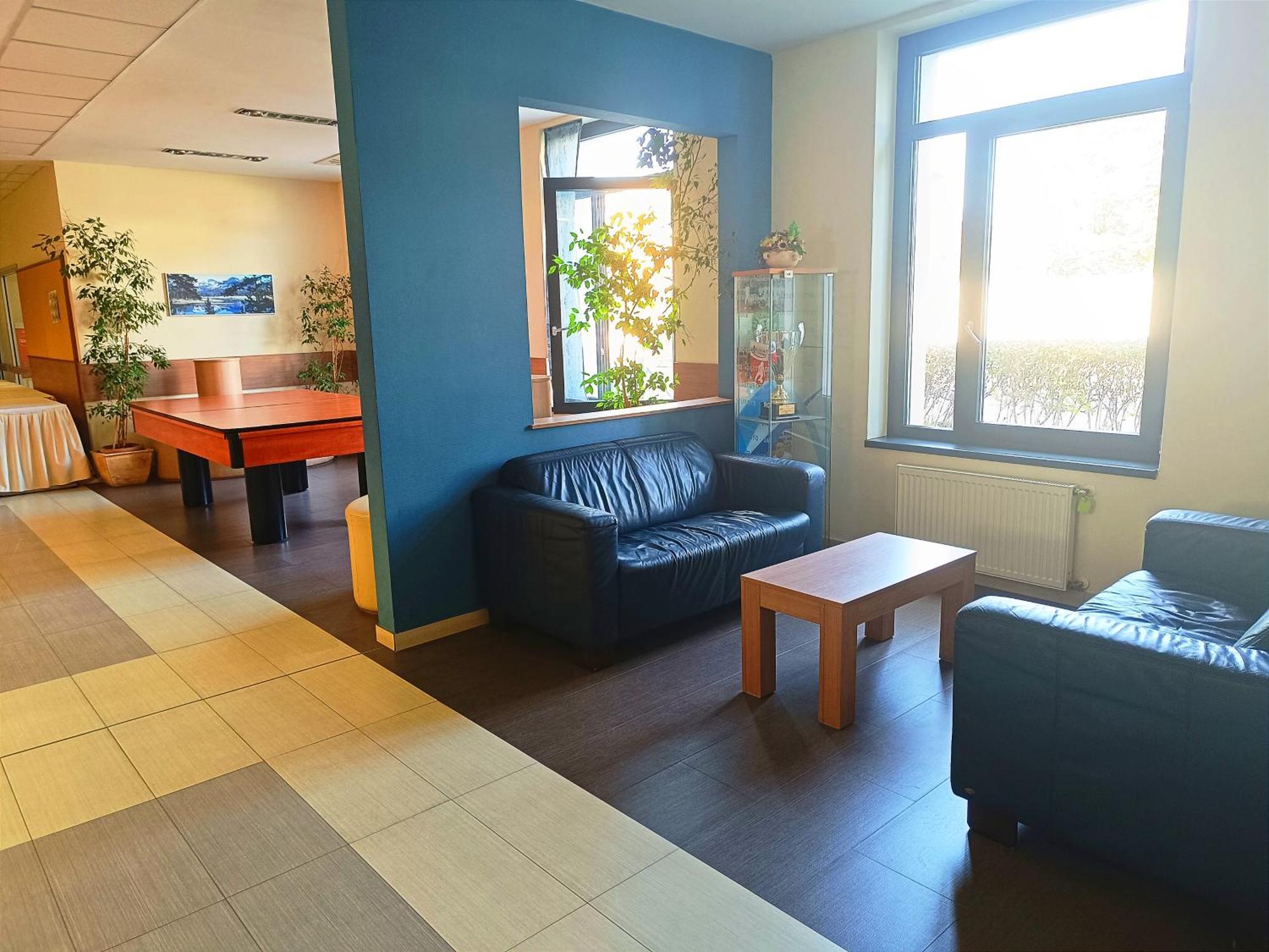 Famulus Kollegium Hostel Gyor Ngoại thất bức ảnh