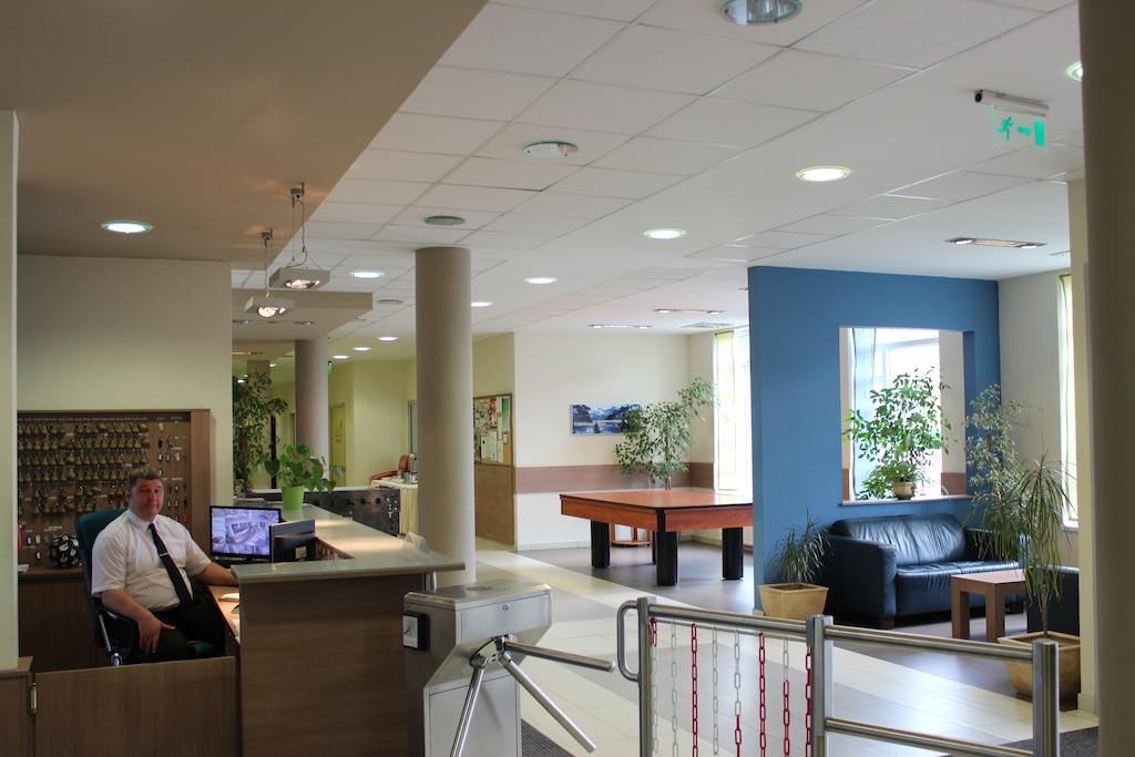 Famulus Kollegium Hostel Gyor Ngoại thất bức ảnh